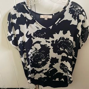 Women’s t shirt blouse